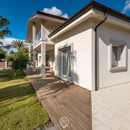 Golden Dunes Luxury Villa - Porto Pino Beach فيلة بورتو بينو